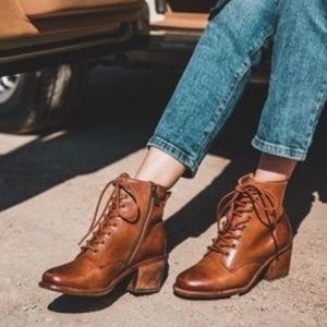 Patricia Nash Women's Sicily Leather Lace-Up Bootie NIB